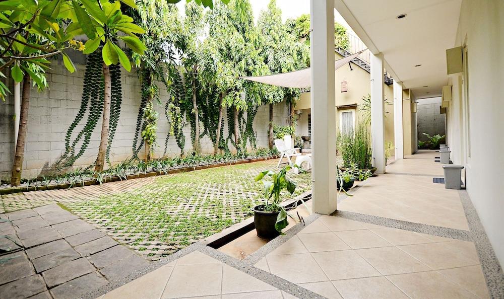 Zen Rooms Mampang Prapatan Jakarta Exteriör bild
