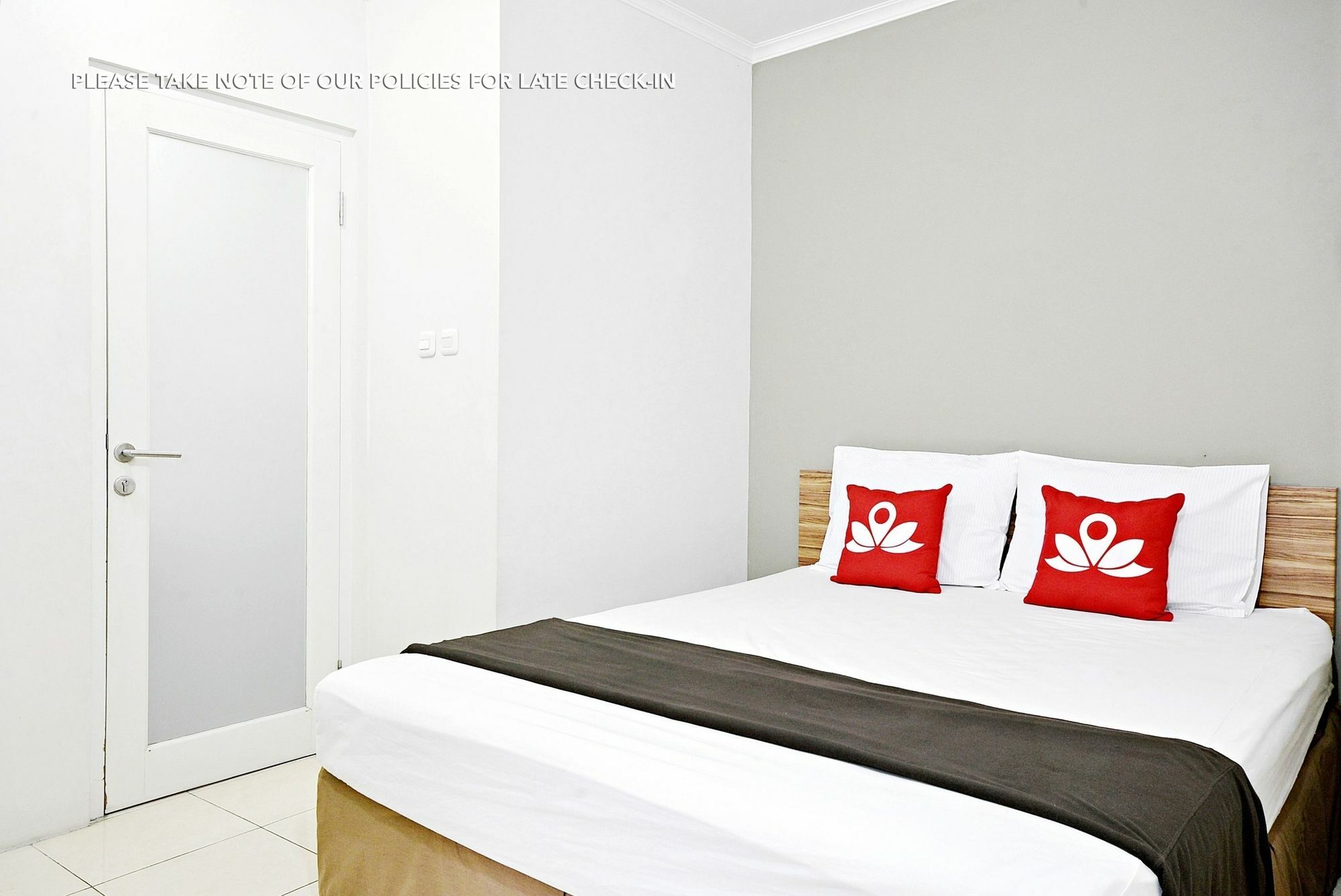 Zen Rooms Mampang Prapatan Jakarta Exteriör bild